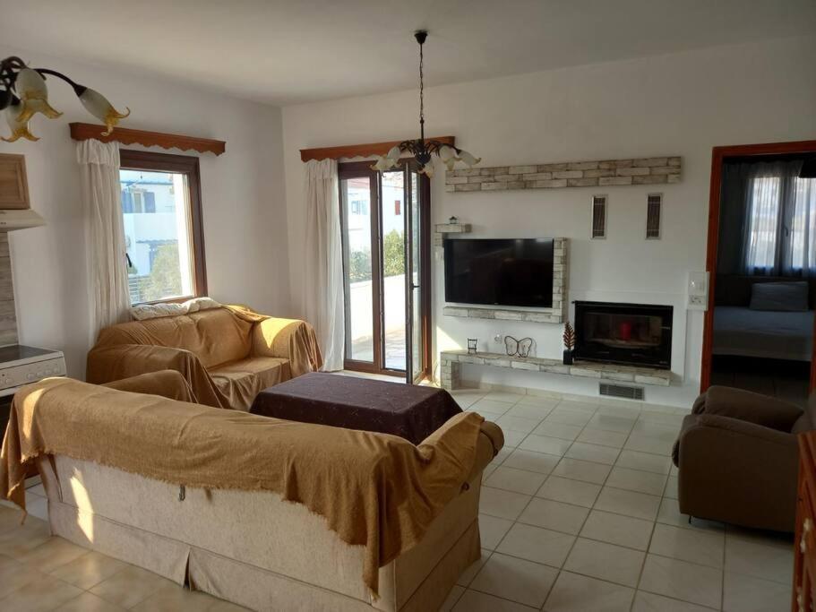 Magy's House * Batsi (Andros)